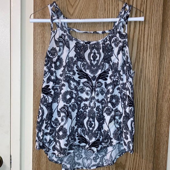 Xhilaration Tops - Xhilaration blouse 👚